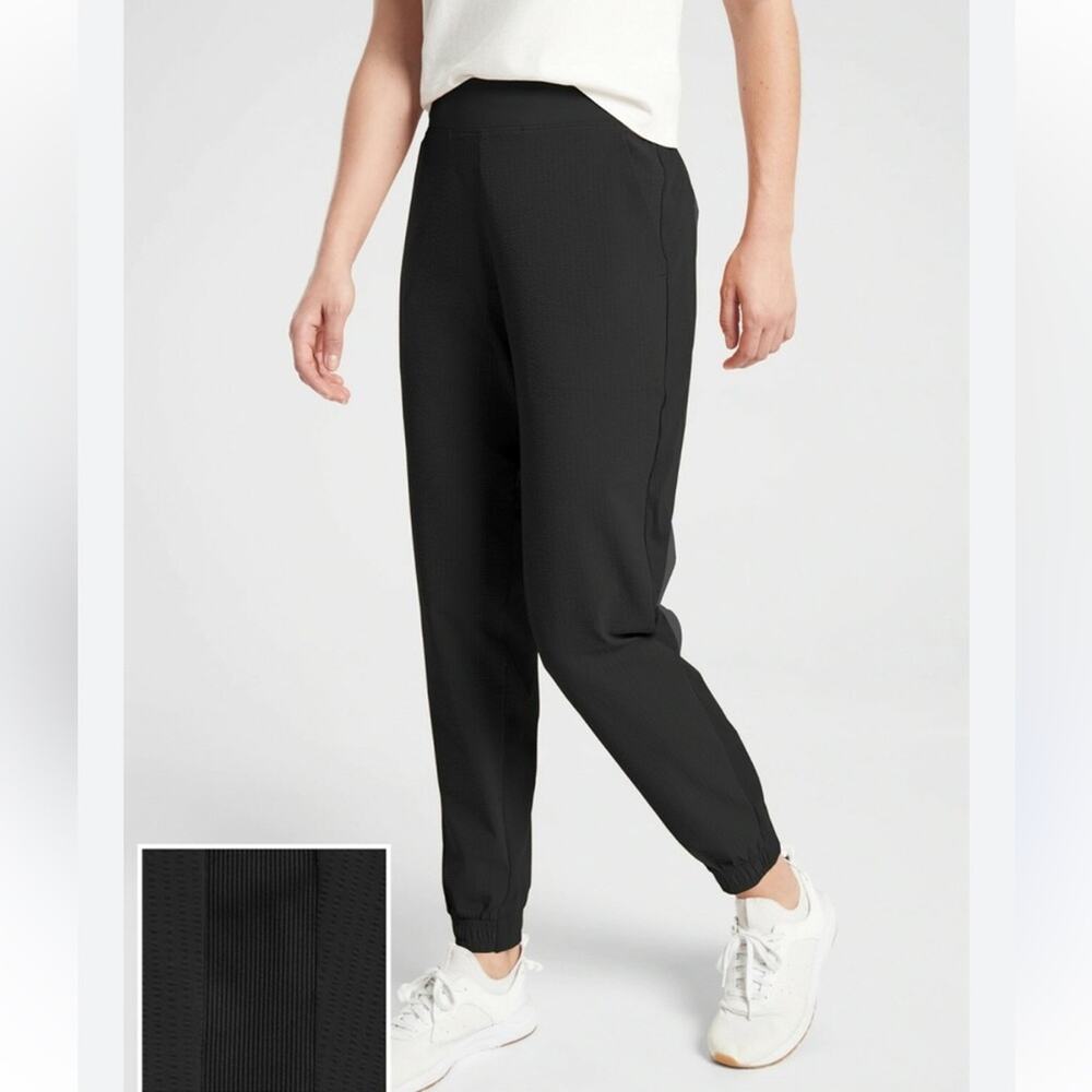 Athleta Brooklyn texturized jogger black sz 10